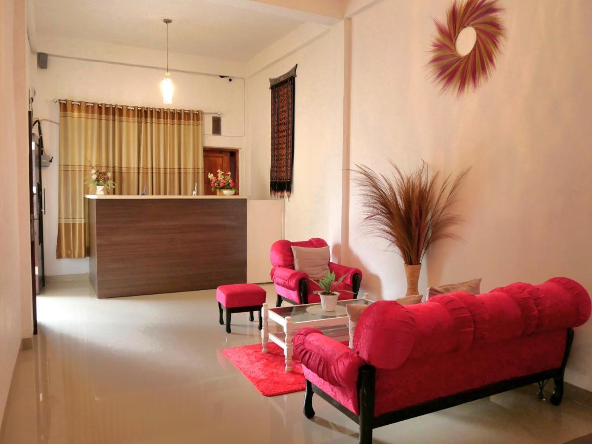The Sanduk Homestay Rantepao Esterno foto