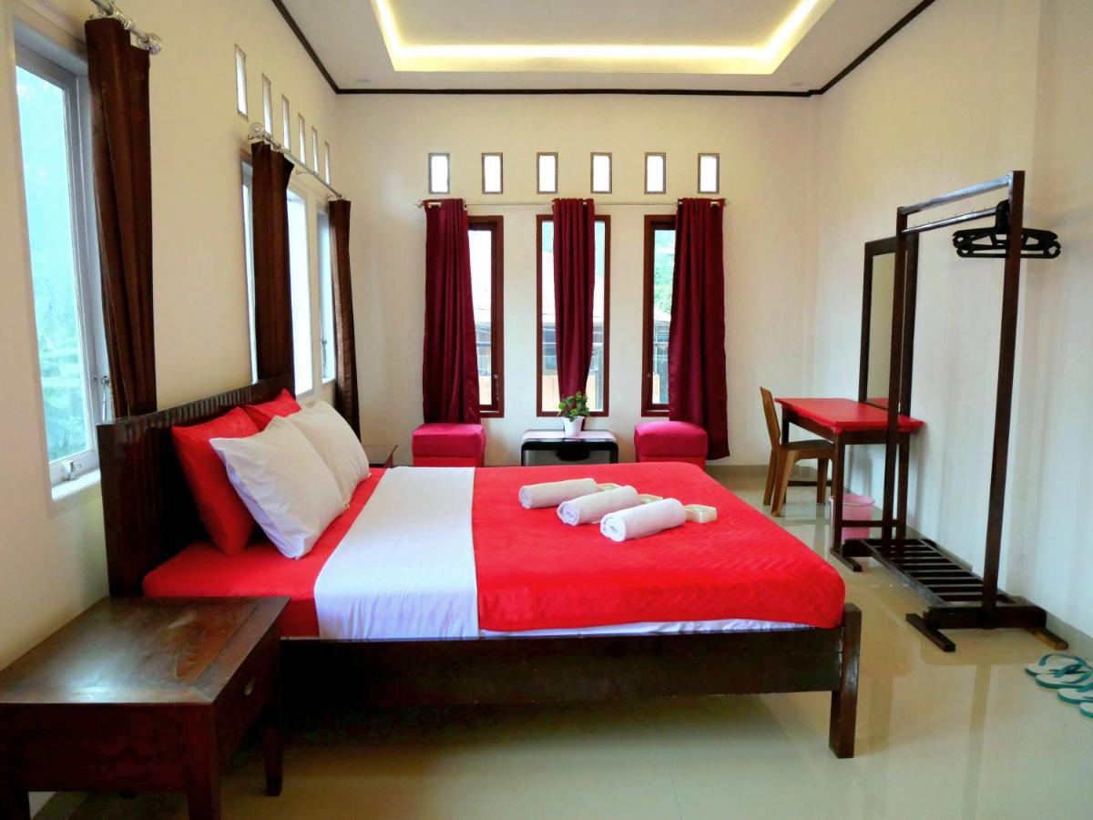 The Sanduk Homestay Rantepao Esterno foto