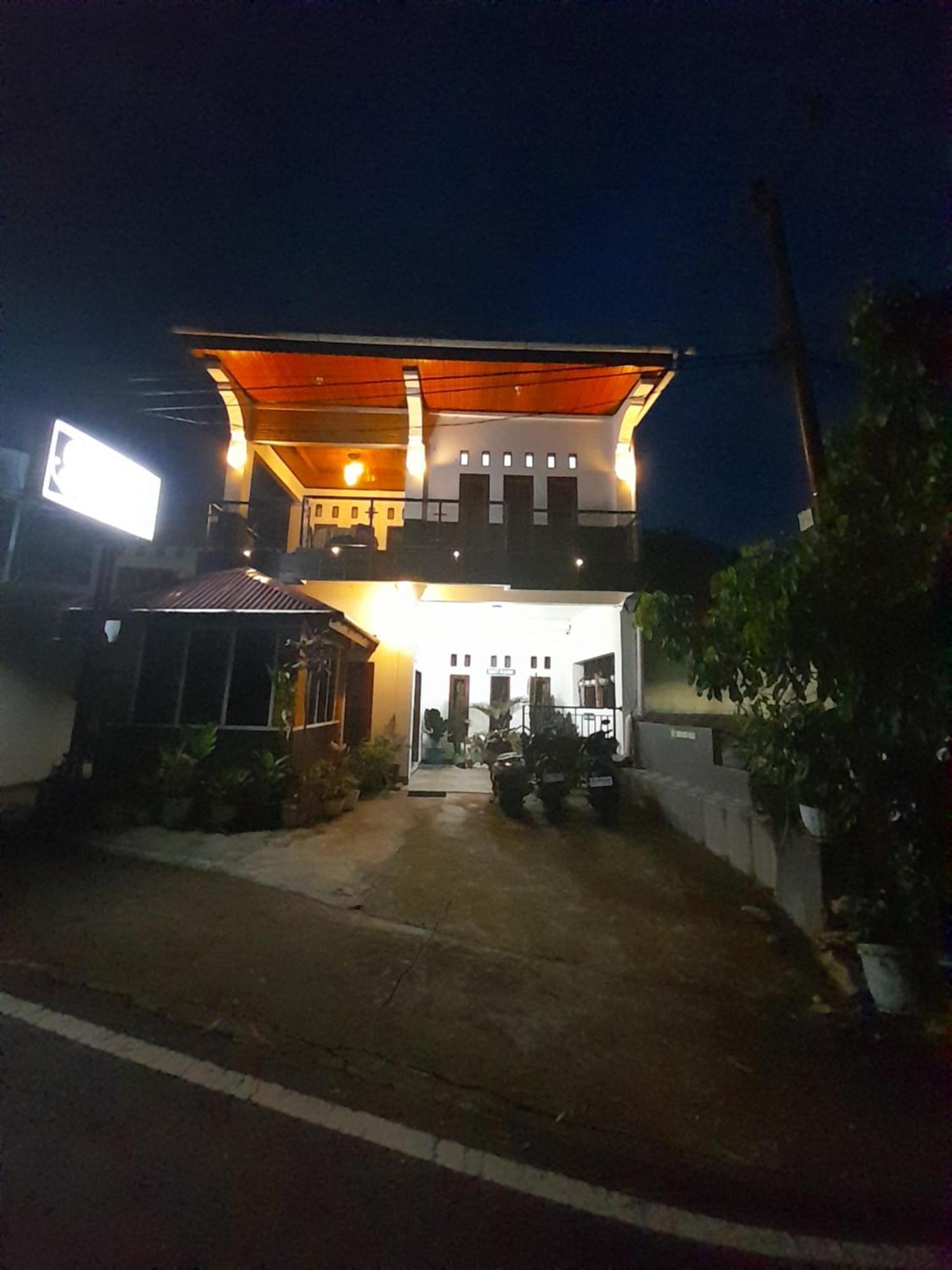 The Sanduk Homestay Rantepao Esterno foto